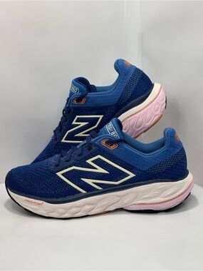 New Balance Fresh Foam X 860v14 Women's Size 6B Blue/White/Pink Running Shoes
